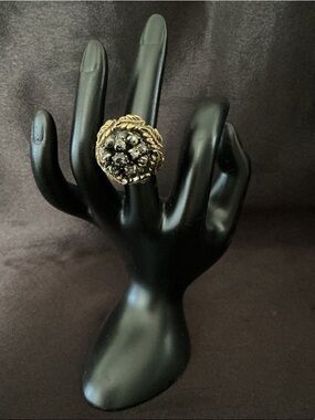 Vintage Gold-Tone Black Rhinestone Cluster Cocktail Adjustable Ring